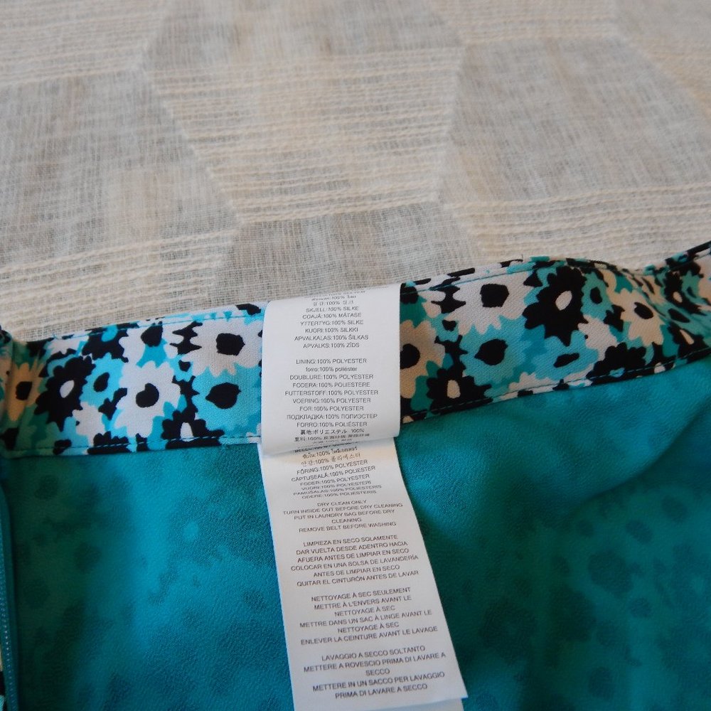 Michael Kors Floral Silk Mini Skirt Blue Sz 2 NWT - Picture 9 of 15